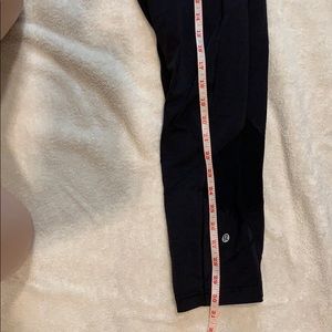 Lululemon legging size 6